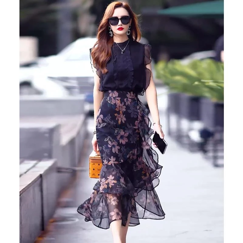 夏装搭配一整套女碎花雪纺半身裙新款不规则荷叶边高腰鱼尾包臀裙