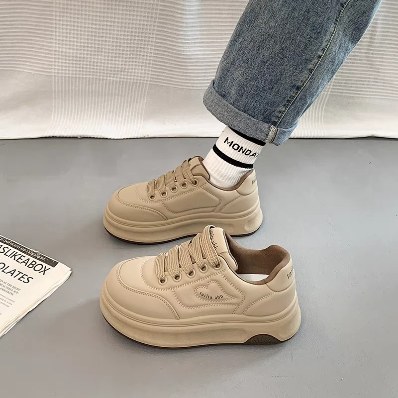 加绒小白鞋女2024秋冬季新款松糕厚底百搭休闲运动板鞋增高面包鞋