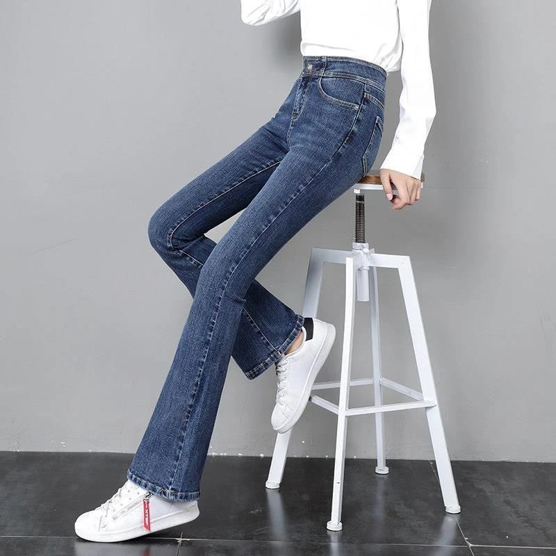 微喇牛仔裤女秋冬加绒加厚高腰宽松显瘦修身大码遮肉百搭喇叭裤子