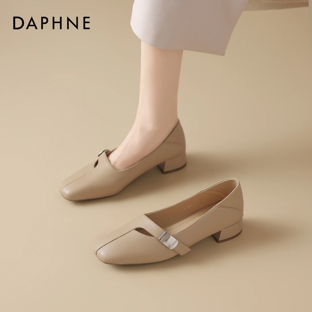 达芙妮法式单鞋女2025新款春秋真皮粗跟女鞋百搭软底浅口女士皮鞋