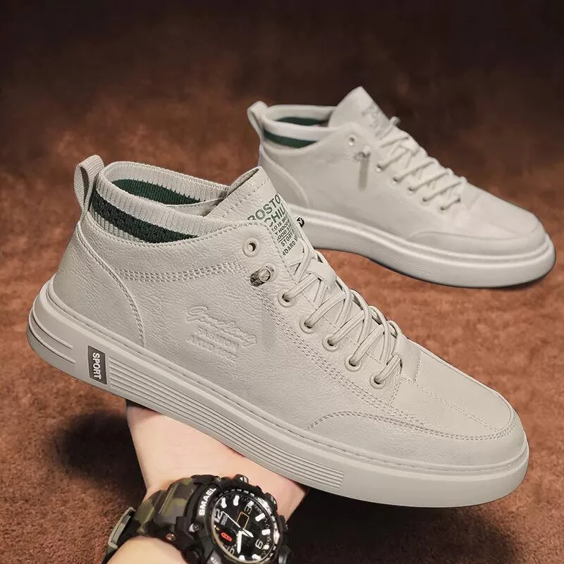 高帮男鞋2025新款秋季青少年时尚中帮板鞋男百搭运动休闲个性潮鞋