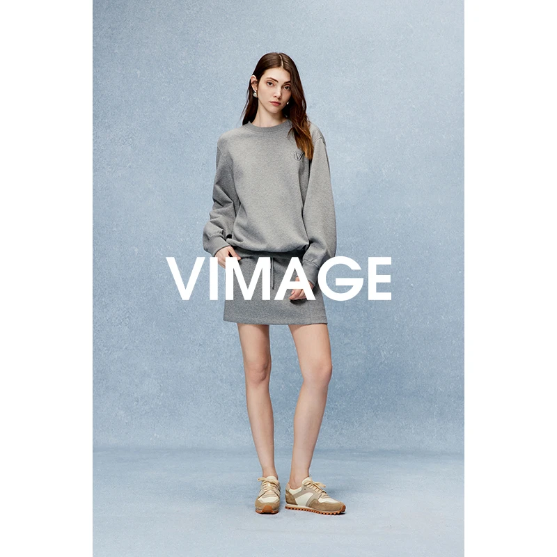 VIMAGE纬漫纪2024冬季新款时尚宽松落肩显瘦百搭卫衣上衣V2213831