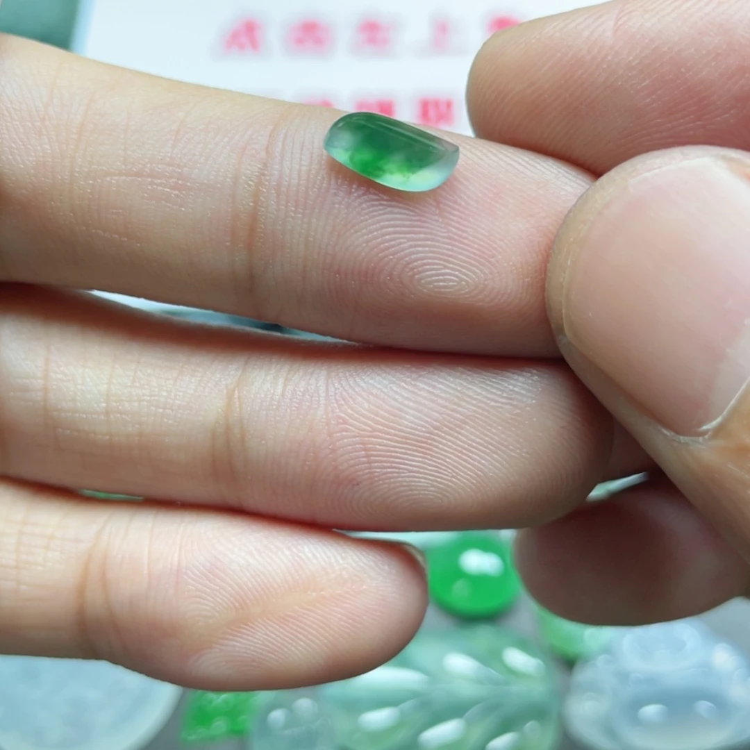 【闪购商品】定制翡翠未镶嵌