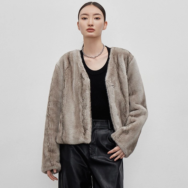 VIVIDINI 喷条撞色仿兔毛/仿貂绒外套VT309ZY062