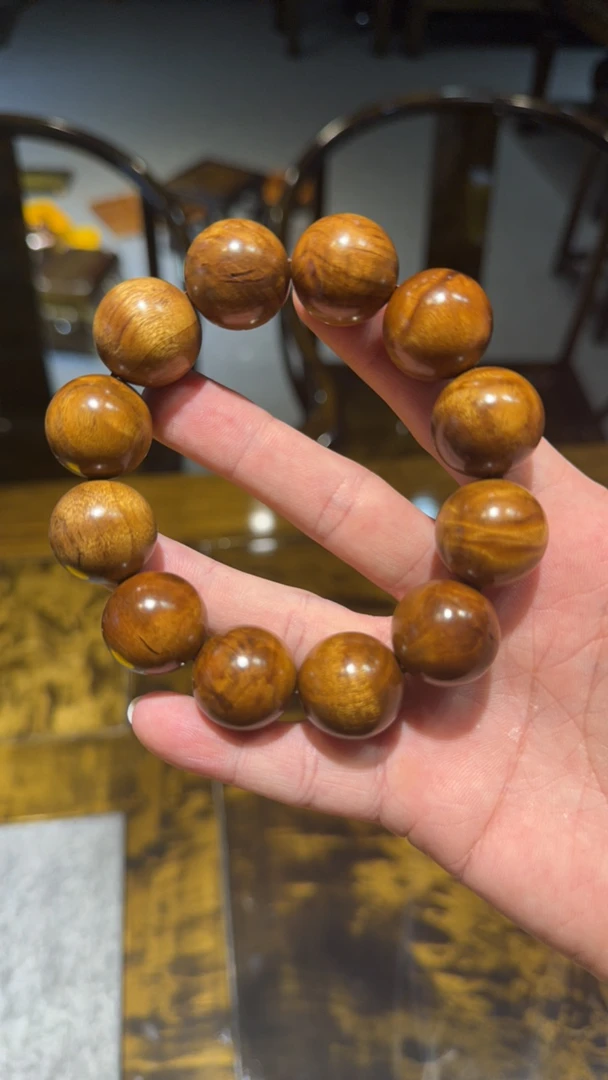 2.0小叶桢楠手串带水波清香味