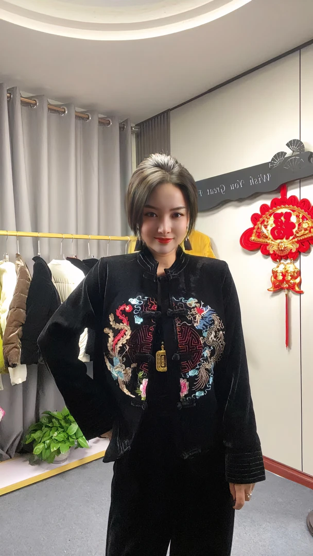 865#【国风】春款外套丝绒网红时尚女士刺绣