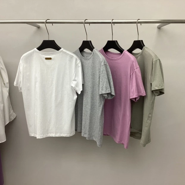 净版T恤白色皮标百搭