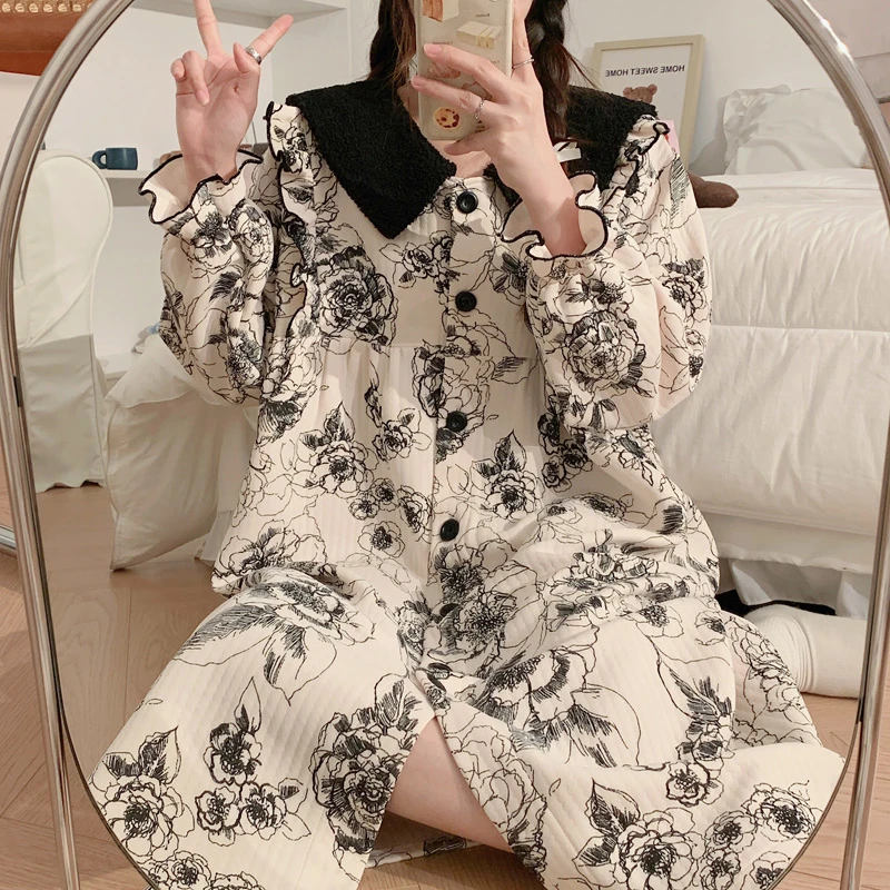 孕妇睡裙秋冬空气棉夹层月子服保暖拉链哺乳口孕期产后家居服长裙