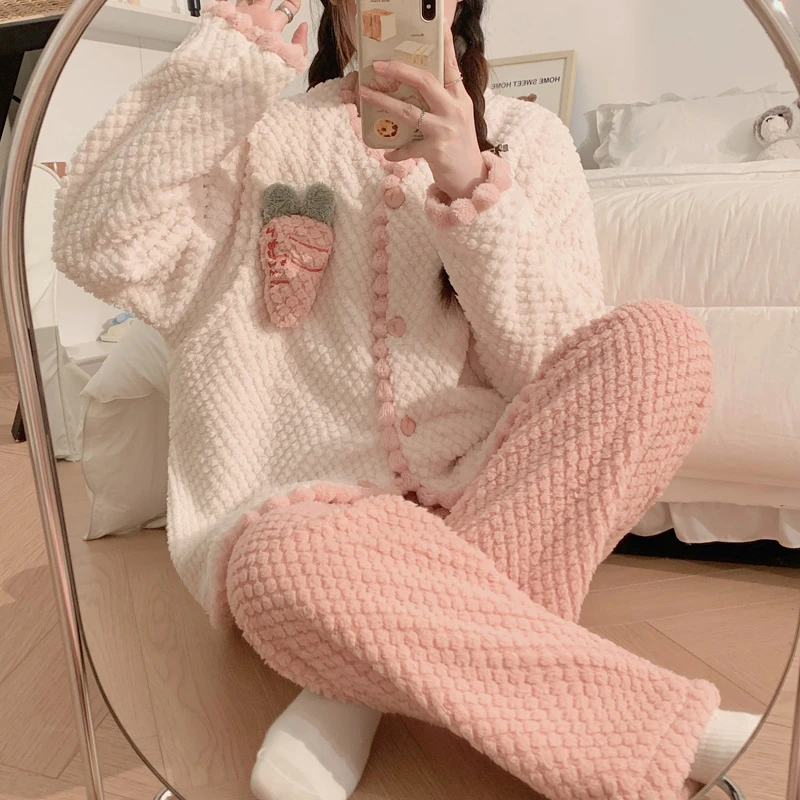 珊瑚绒月子服睡衣女士秋冬长袖孕妇产后可哺乳加厚保暖家居服套装