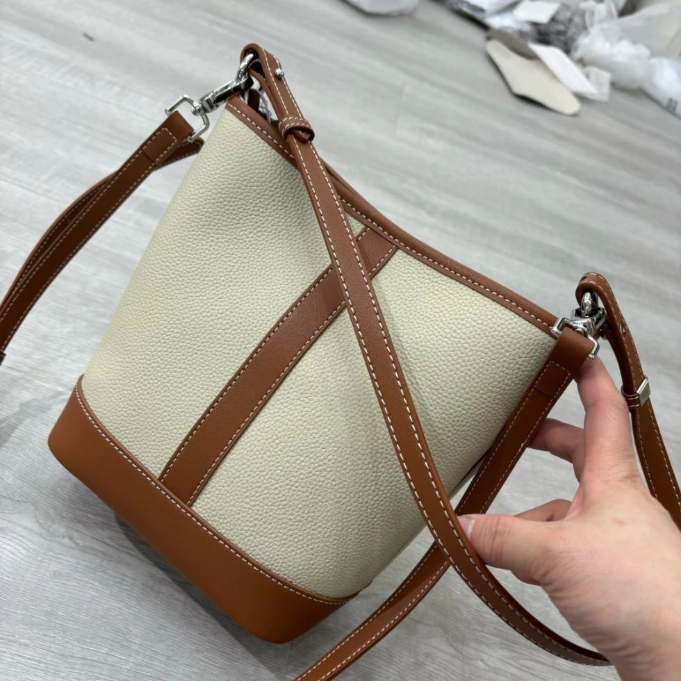 8096水桶包韩系百搭时尚春夏款女士真皮拼色小众经典