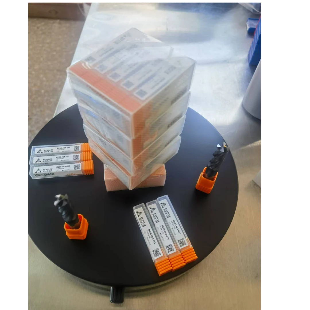 澳克泰合金铣刀不等分槽型设计精细化钝化处理切削效果好刃口锋利