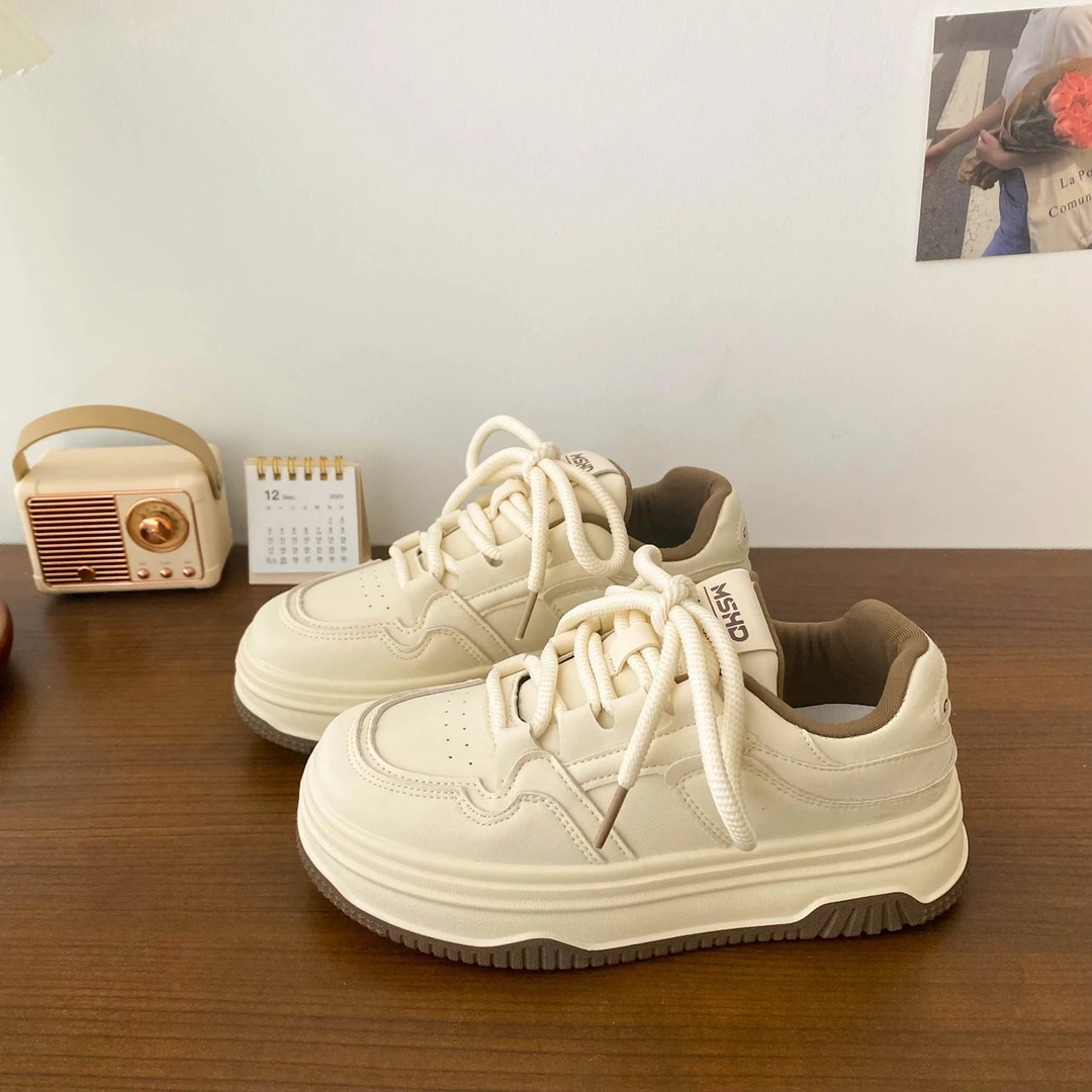 小香风厚底小白鞋女秋季秋冬新款奶fufu防滑透气学生百搭休闲板鞋