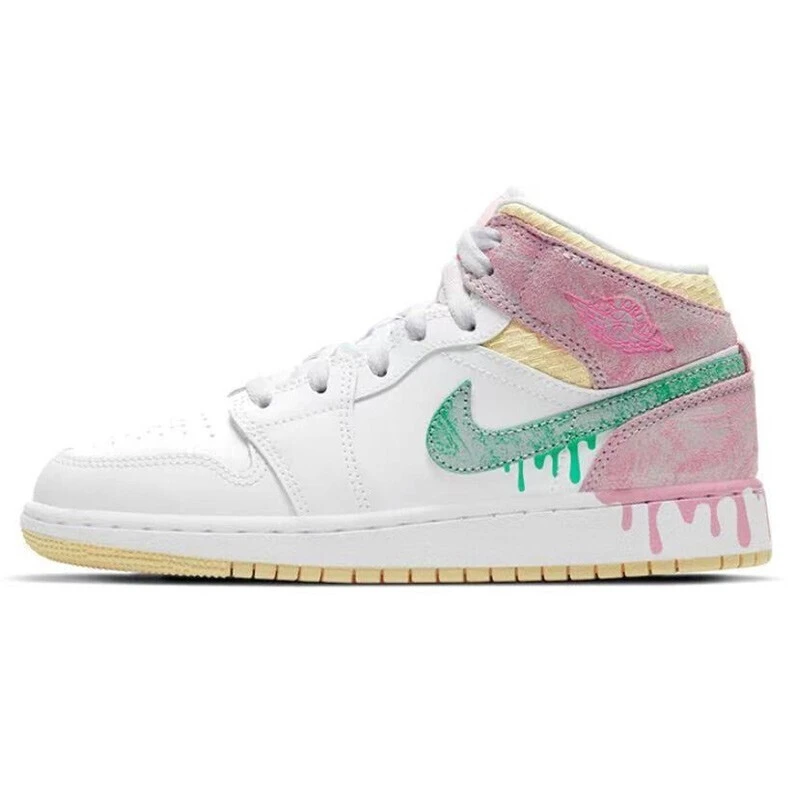 NIKE/耐克女鞋AirJordan1Midaj1中帮透气轻便休闲+DD1666-100