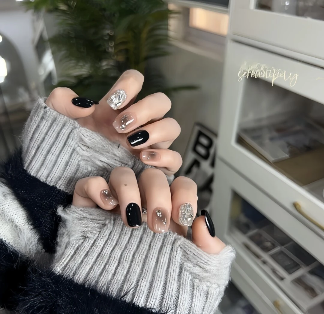 【朋克甜心】秋冬甜酷纯欲气质轻奢设计显白渐变纯手工美甲穿戴甲