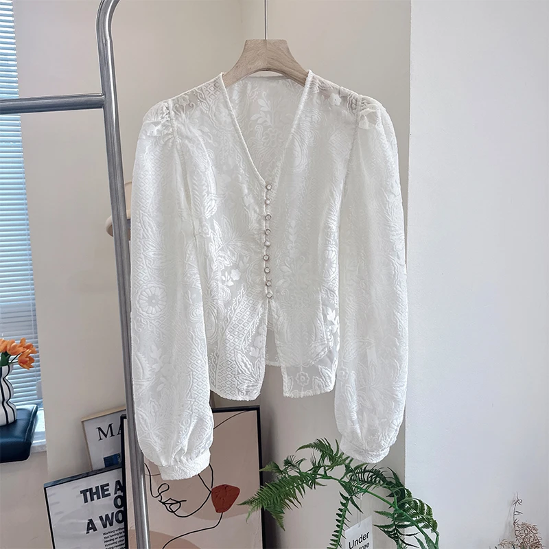 14CS1576法式植绒烧花微透衬衫女新款高级感蕾丝小衫长袖镂空上衣
