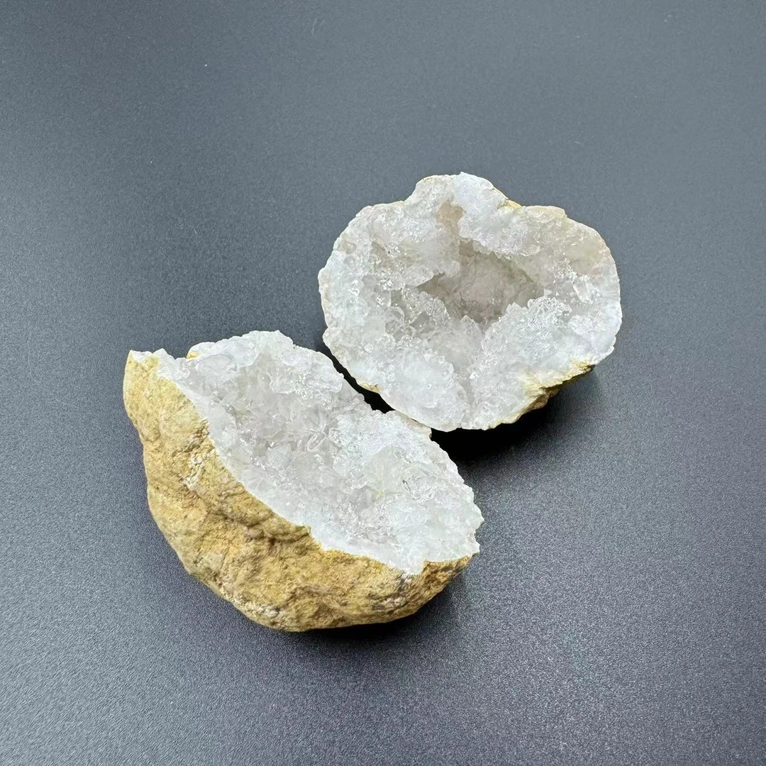 A003-摩洛哥晶洞石天然水晶摆件