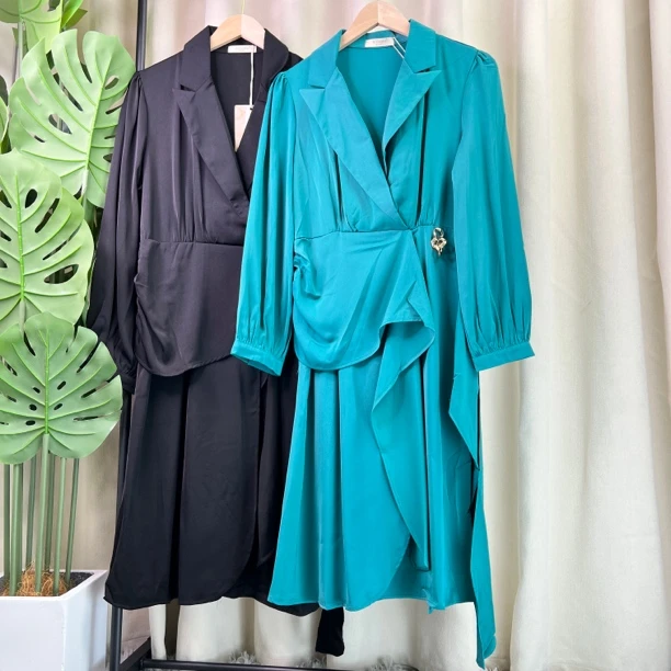 0205品牌撤柜女装时尚收腰轻奢设计感显瘦气质连衣裙