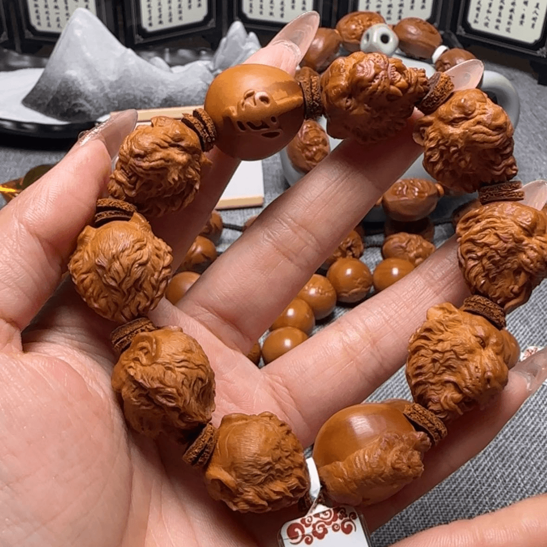 【闪购商品】橄榄核手串立雕虎头