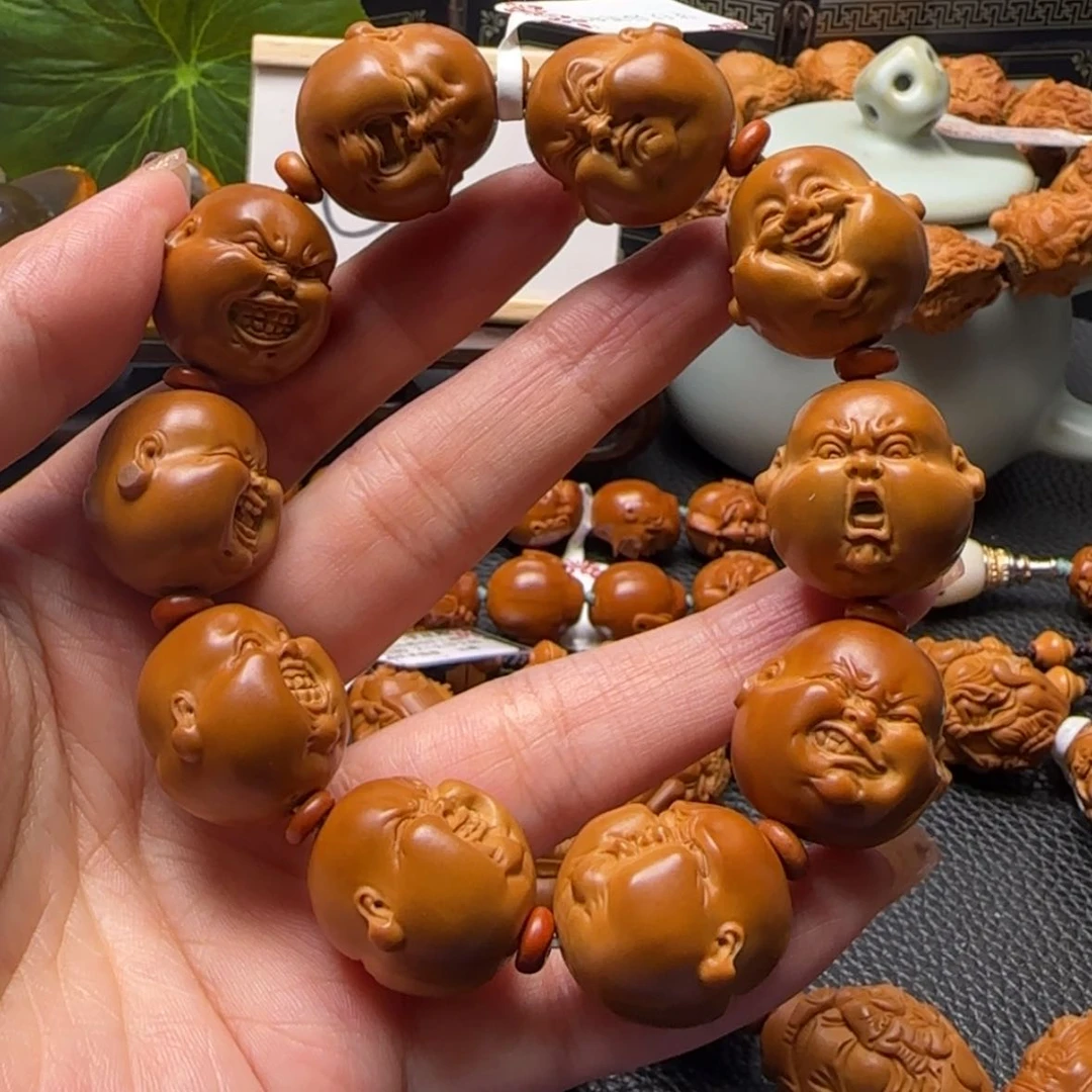 【闪购商品】橄榄核手串搞怪百态