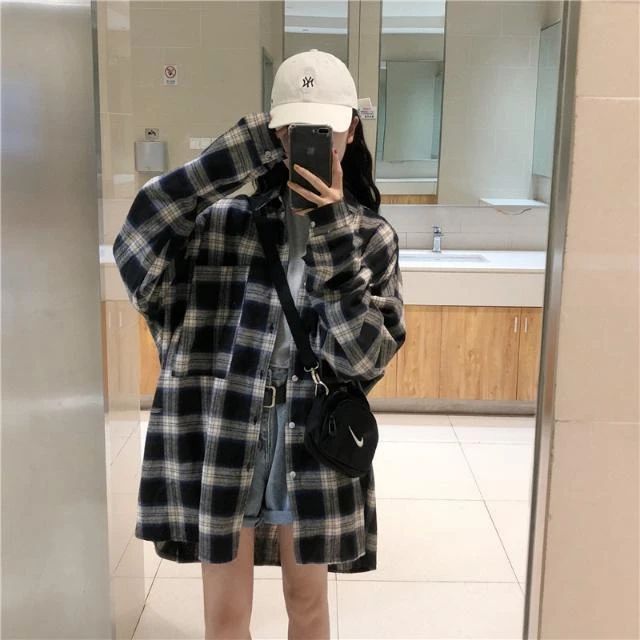 幂式穿搭格子衬衫女上衣设计感外套春秋款中长款港味宽松衬衣外搭
