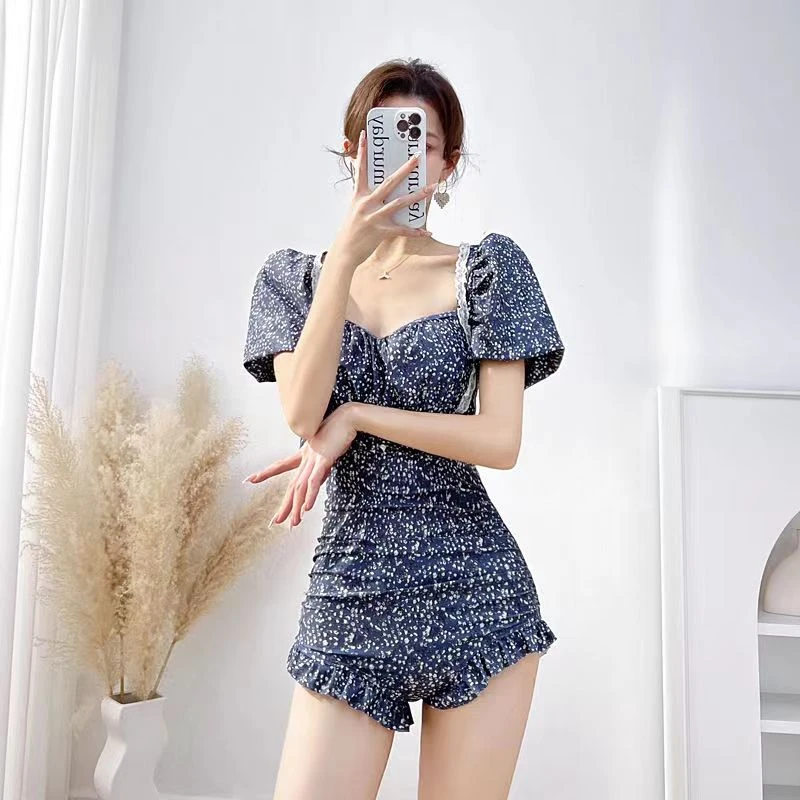 泳衣女短袖碎花连体高档性感纯欲显瘦修身小胸聚拢高级感夏季泳装