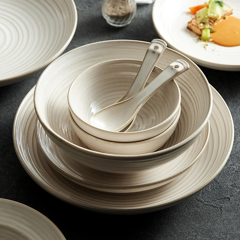 碗碟盘套装家用高级感组合高档简约现代2025新款轻奢乔迁陶瓷餐具