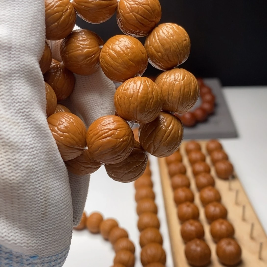 猴头核桃吊坠辰*聚宝盆