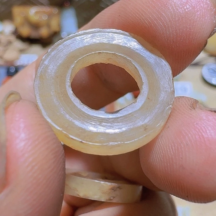 和田玉（糖玉）车挂未镶嵌