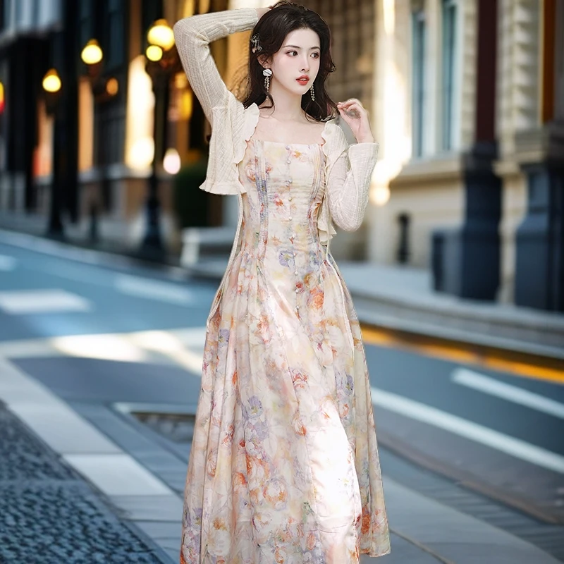 方领连衣裙甜美氛围感碎花雪纺吊带连衣裙法式浪漫长裙温柔风气质