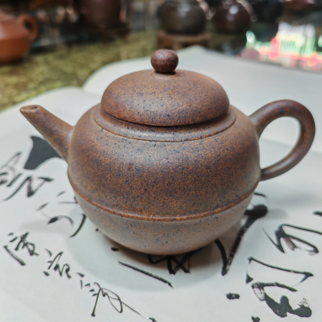 茂旭号-黄龙山原矿紫砂壶高温段腰线宫灯280cc