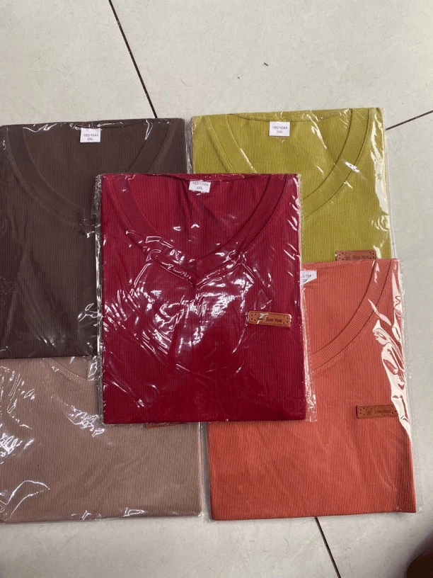 V领小标螺纹棉面膜T