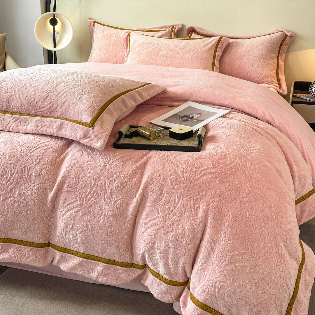 【丽娜】加绒高克重雕花牛奶绒四件套床上用品加厚绒舒适保暖