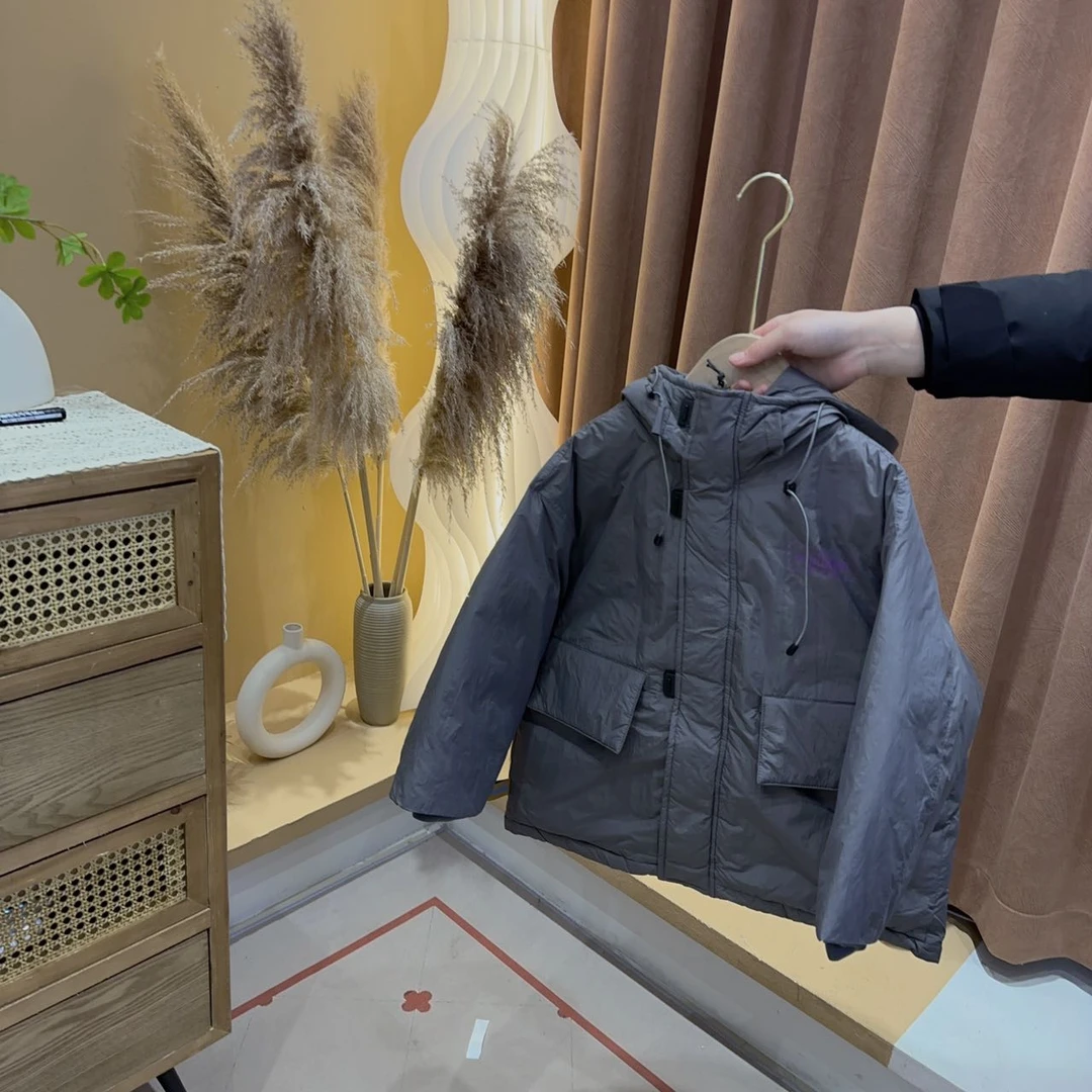 38009高端专享羽绒服灰色