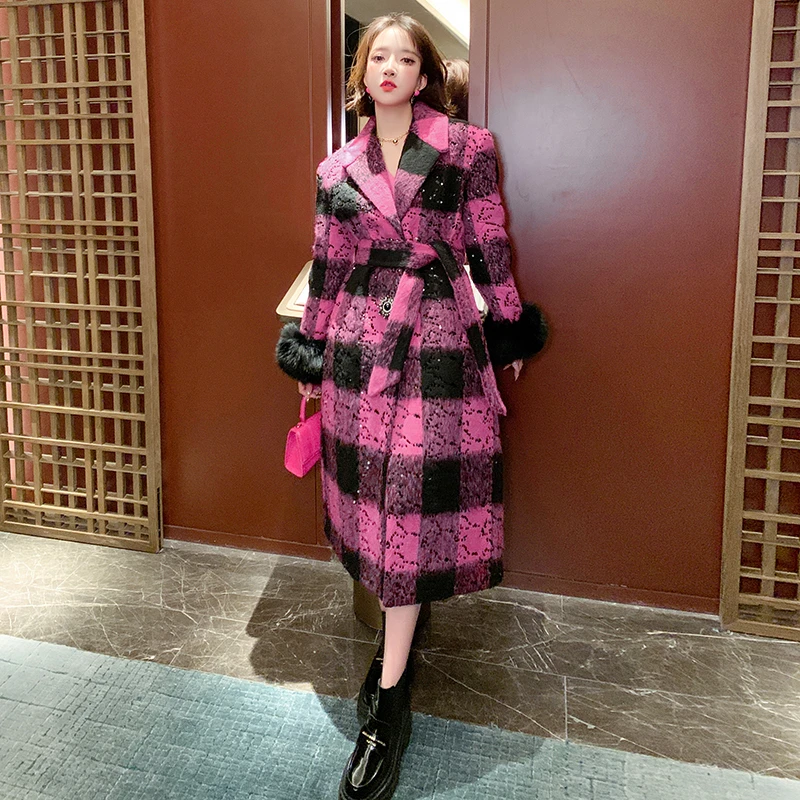 MIUCO撞色格纹亮片绣钻扣毛毛袖口系腰带长款大衣外套