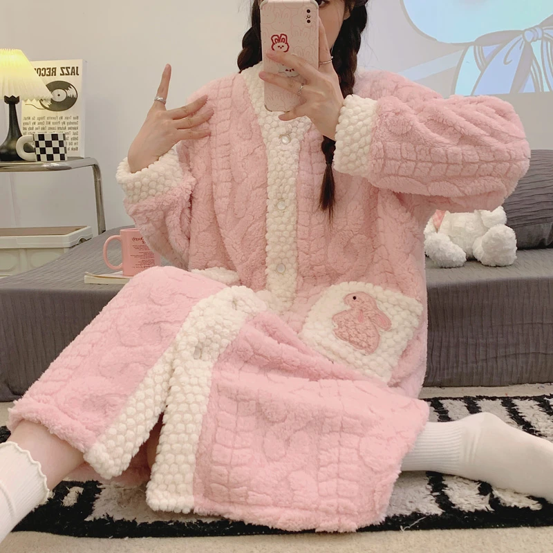 维雨哺乳期睡裙秋冬季待产裙加厚加绒法兰裙家居裙孕妇睡衣月子裙