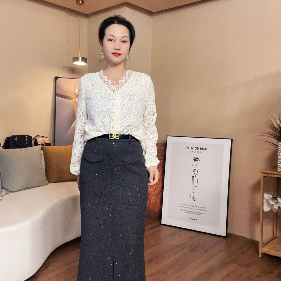 欧洲丫秋冬新款法式复古V领蕾丝镂空衬衫，V领女人味蕾丝小开衫