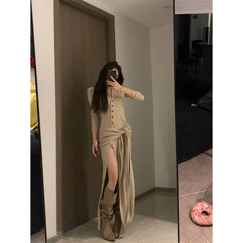 withmin【现货】御辣女神 设计款开叉绑带修身辣妹连衣裙2412272