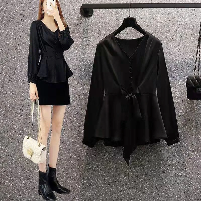 微胖春秋遮肚子减龄上衣女宽松2025年新款大码设计感小众V领衬衣