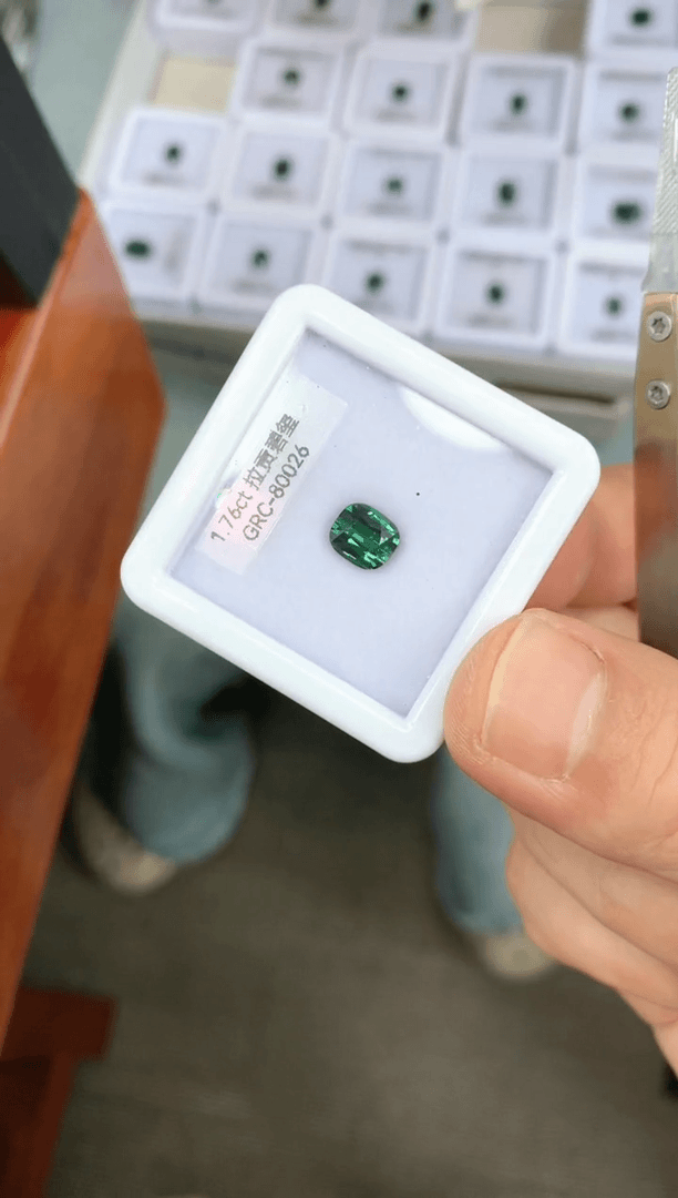 【闪购商品】碧玺裸石未镶嵌1.76ct GRC80026