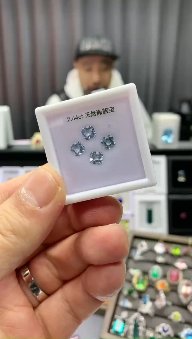【闪购商品】海蓝宝石笔搁未镶嵌多样性发货一组4粒