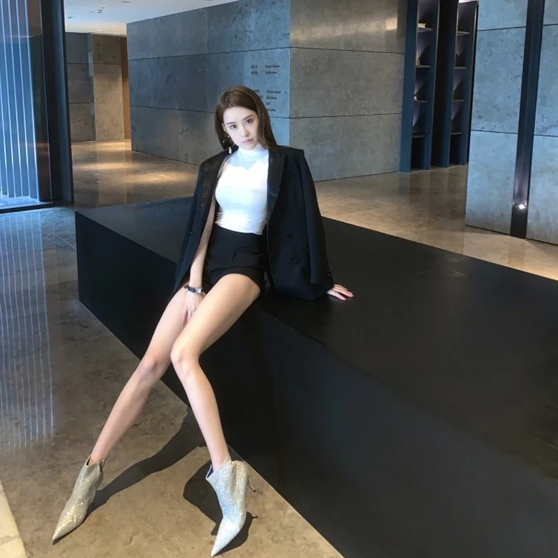 黑色短裤女西装弹力外穿紧身包臀春夏款打底显瘦高腰辣妹性感热裤