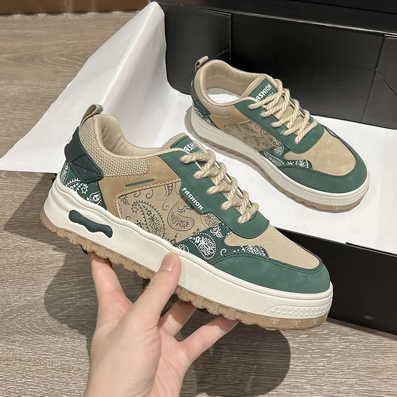 腰果花复古风2025春季新款爆款街拍百搭休闲厚底运动小白鞋板鞋