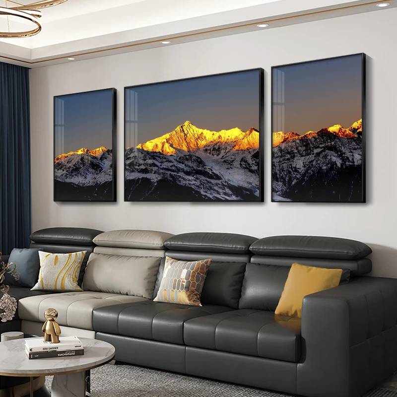 客厅装饰画金山轻奢沙发背景墙挂画背有靠山三联风景大气晶瓷挂画