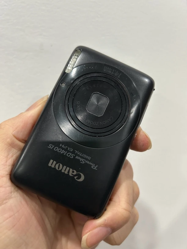 95新 Canon/佳能 佳能ixus130/sd1400相机ccd黑色摄影自拍