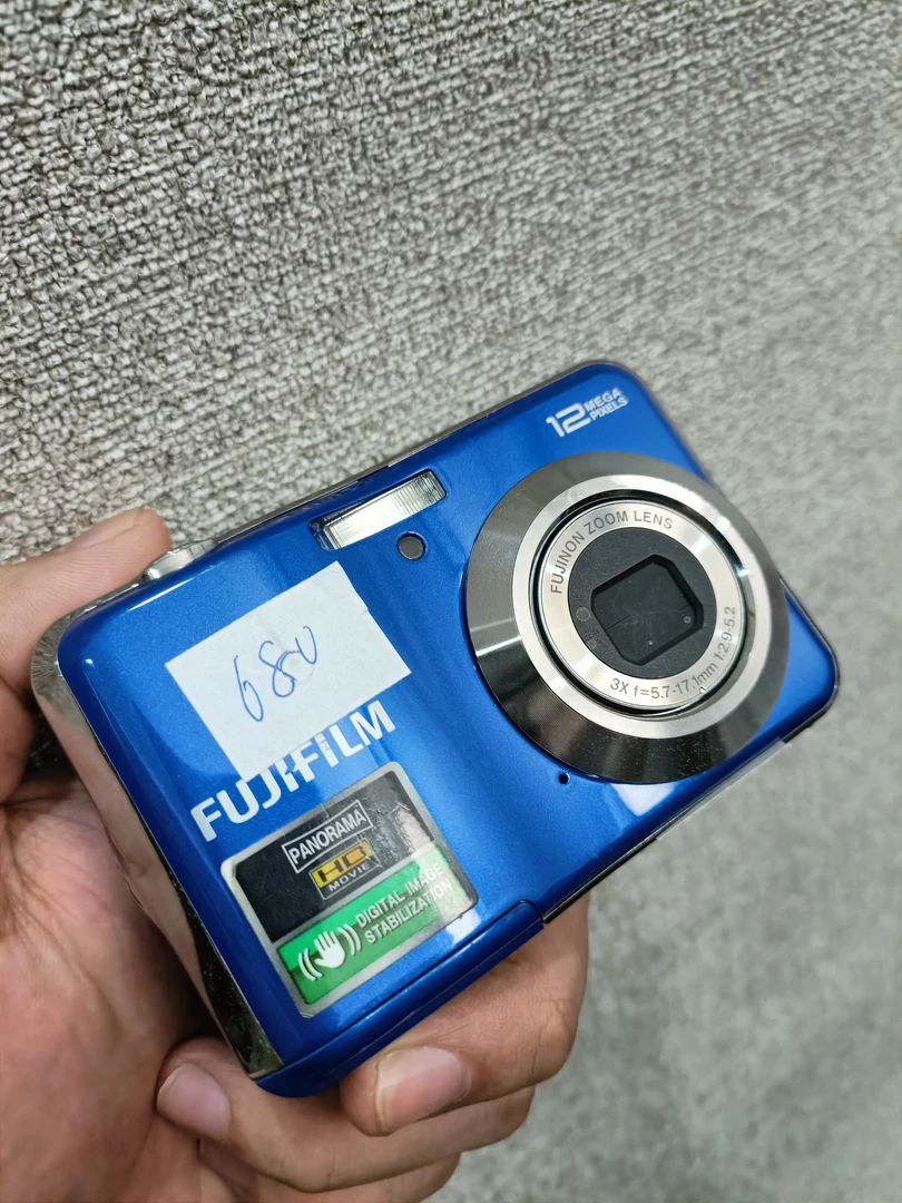 95新 Fujifilm/富士 AV130数码相机ccd功能好
