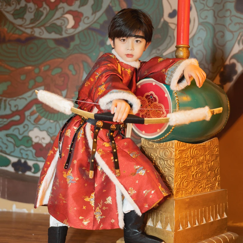 桐花坞汉服男童2023冬季西域武侠风加绒宝宝拜年服儿童唐装演出服