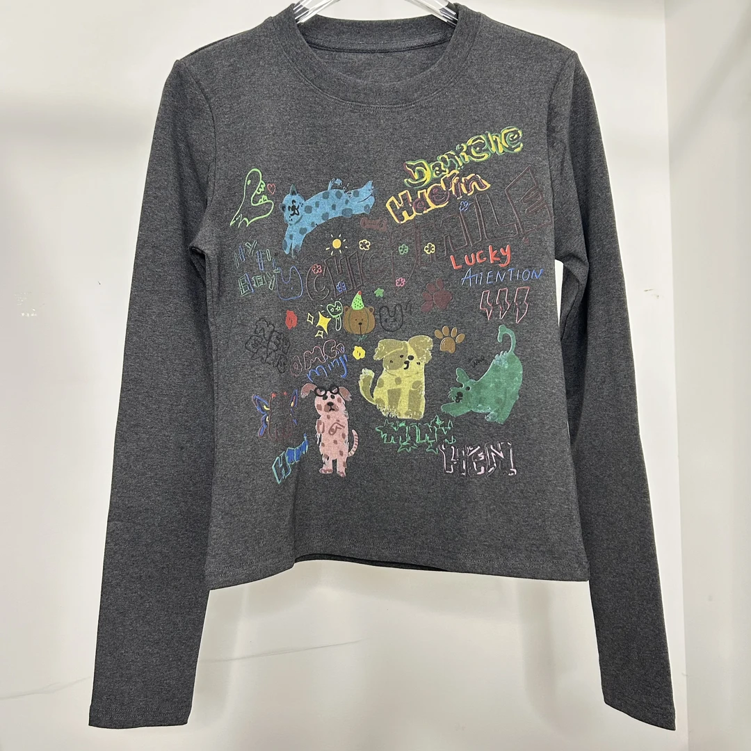 南油秋冬时尚新款彩绘涂鸦百搭卡通深灰印花长袖t【NO退NO换】