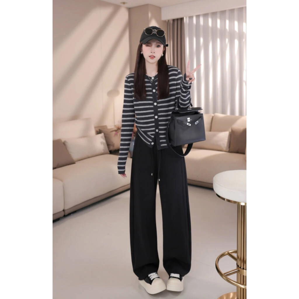 【巴黎塞纳】B90063秋季新款时尚洋气复古条纹针织开衫上衣