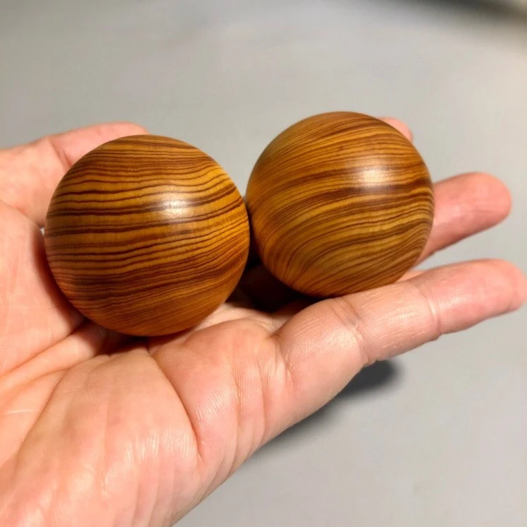 崖柏的保健球一对木雕把玩柏木