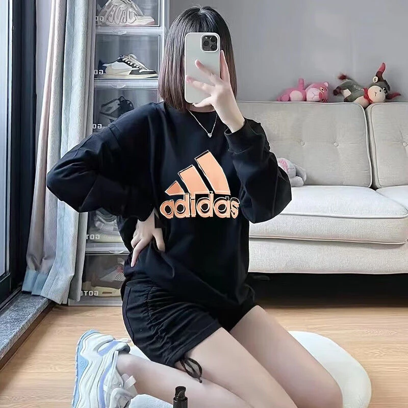 (WZ)Adidas/阿迪达斯女子新款运动舒适圆领休闲套头衫卫衣HB5105